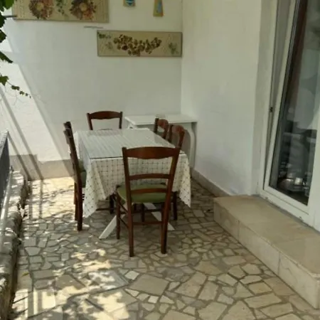 Duga House A2