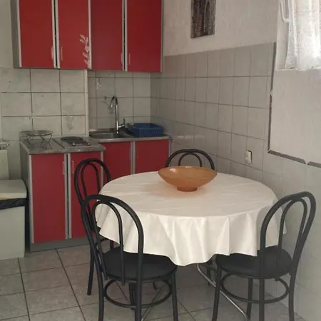 Duga House A2 Apartman