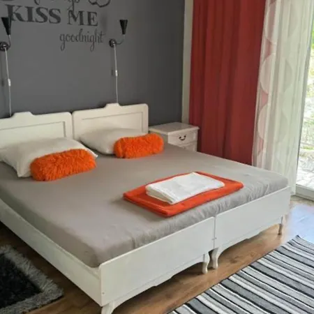 Duga House A2 *